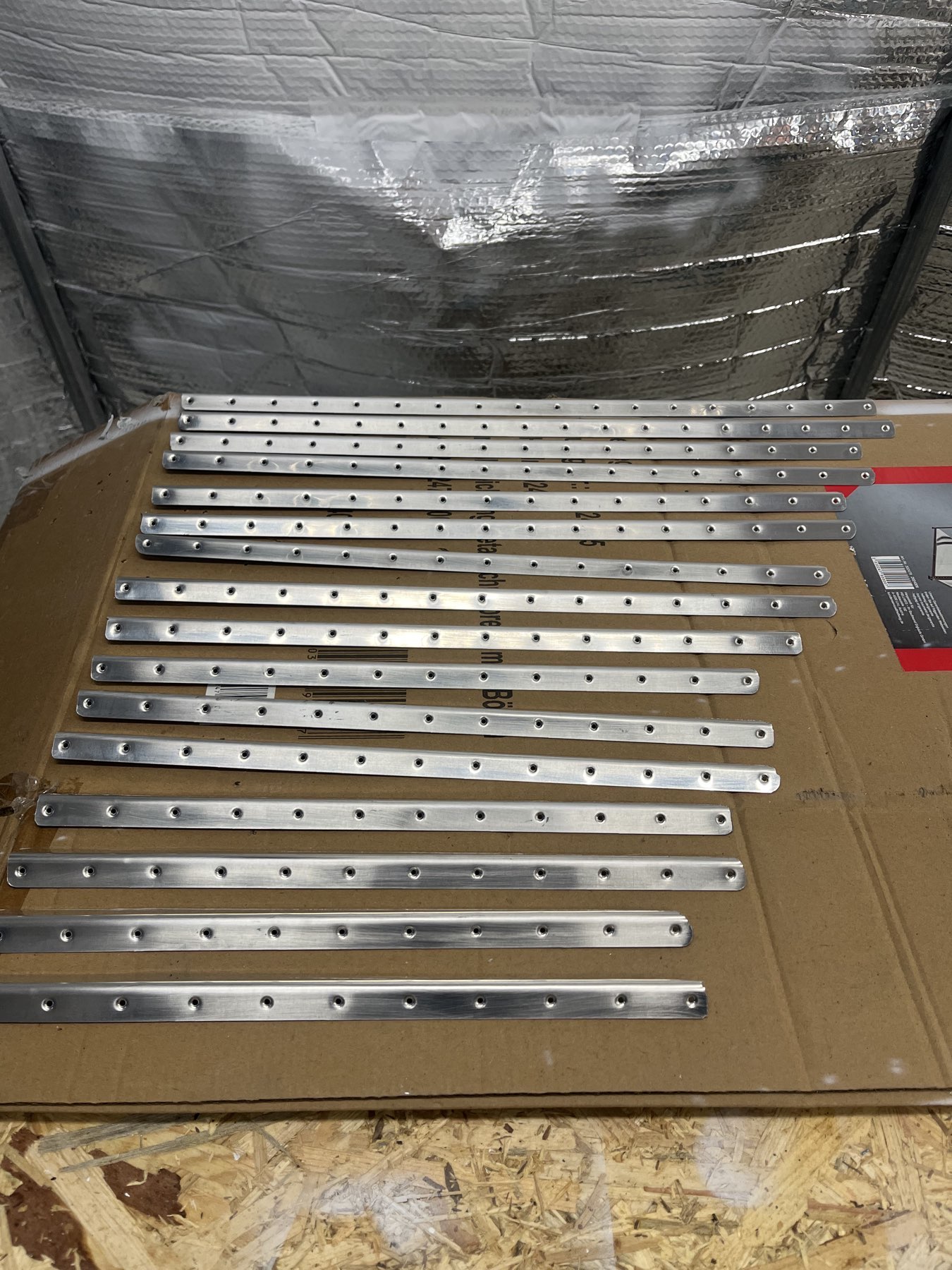 Angeraut und platziert fürs Grundieren