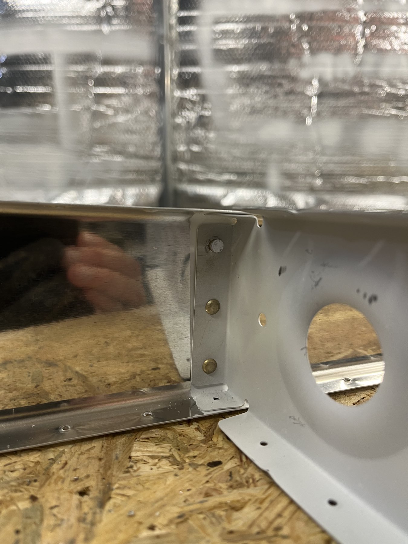 5er Niete von der anderen Seite angebracht, damit ich besser rankomme (better save then sorry..)