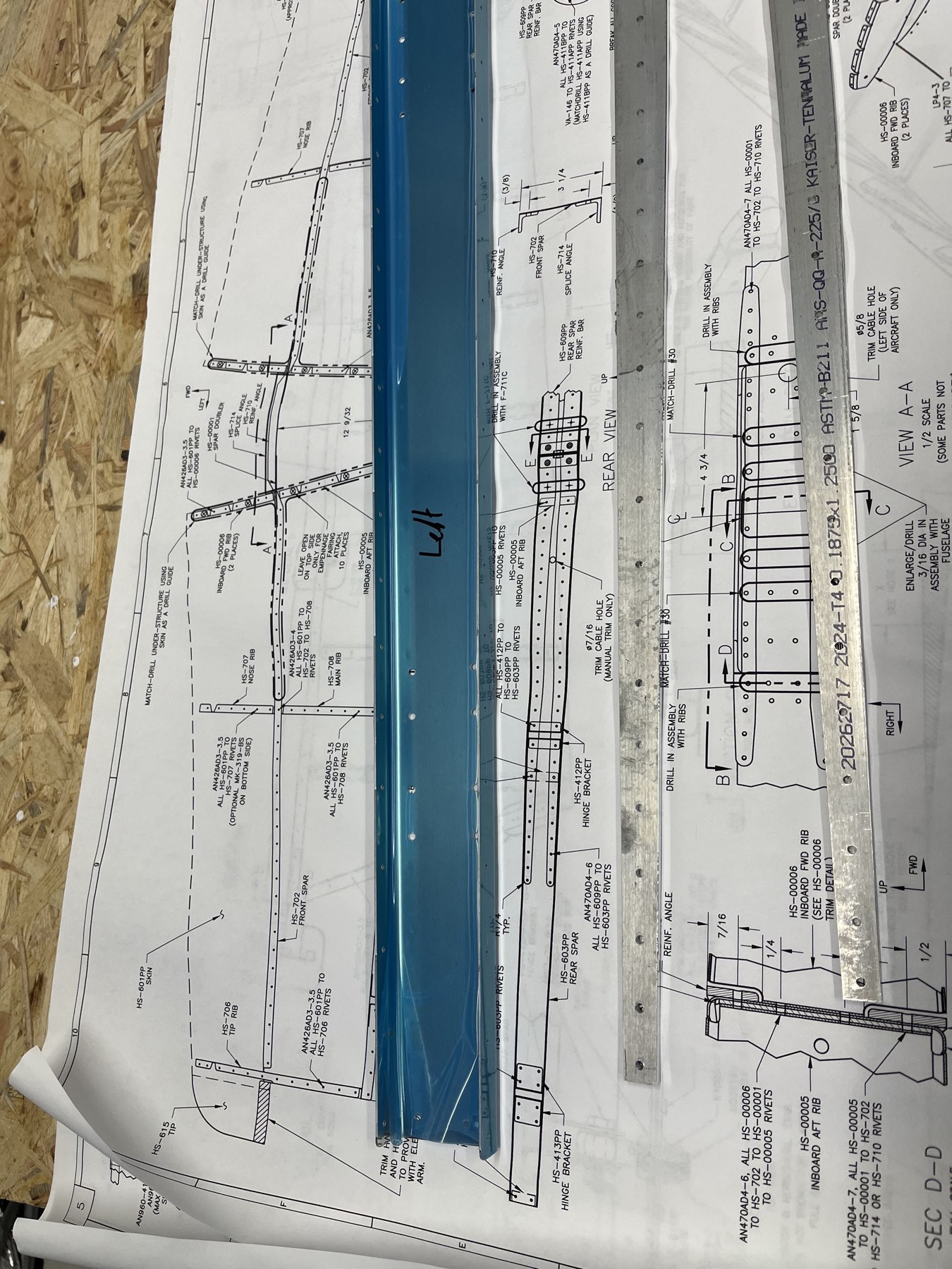 Markierung vom linken HS-603PP