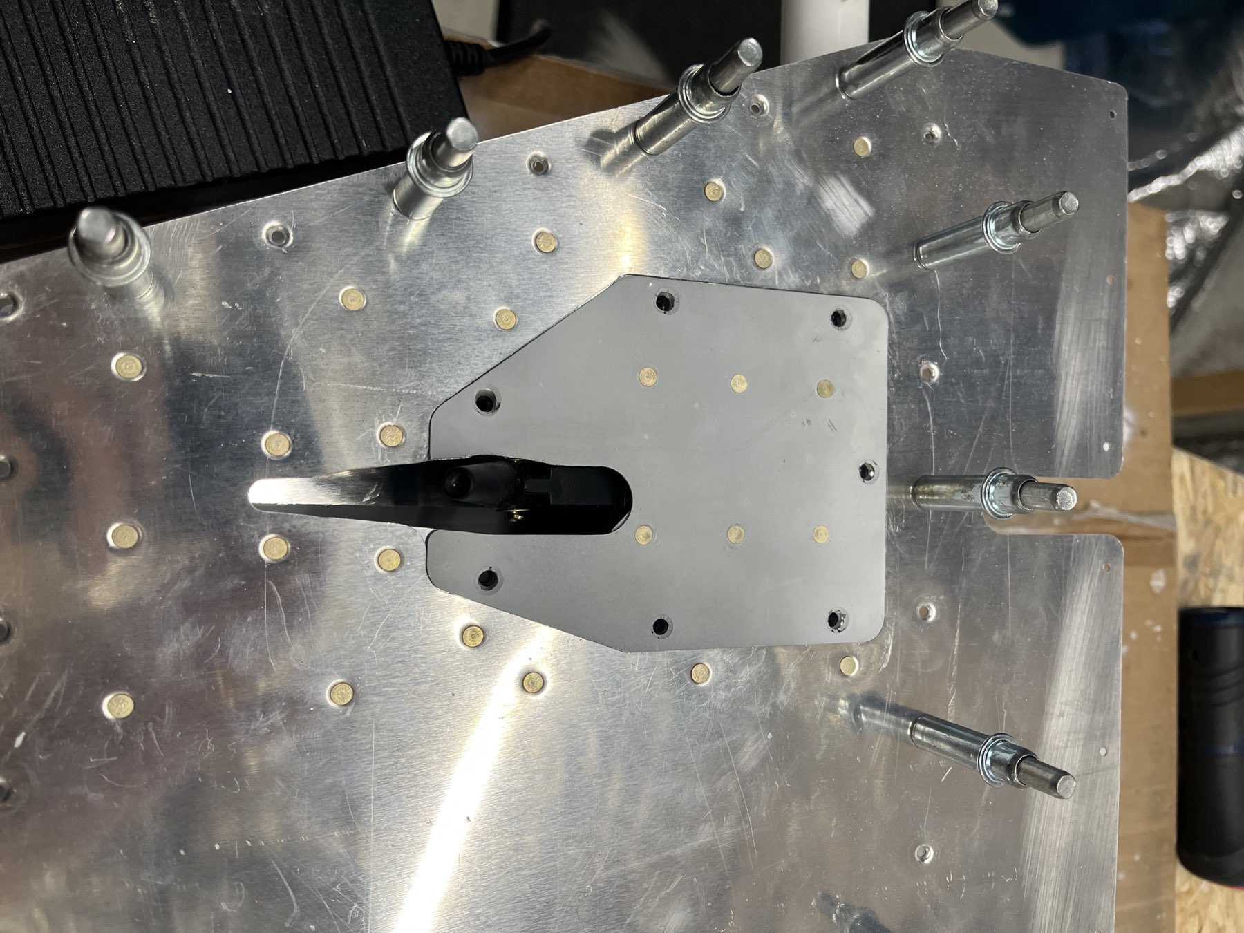 Blick von unten auf den Trimmotor