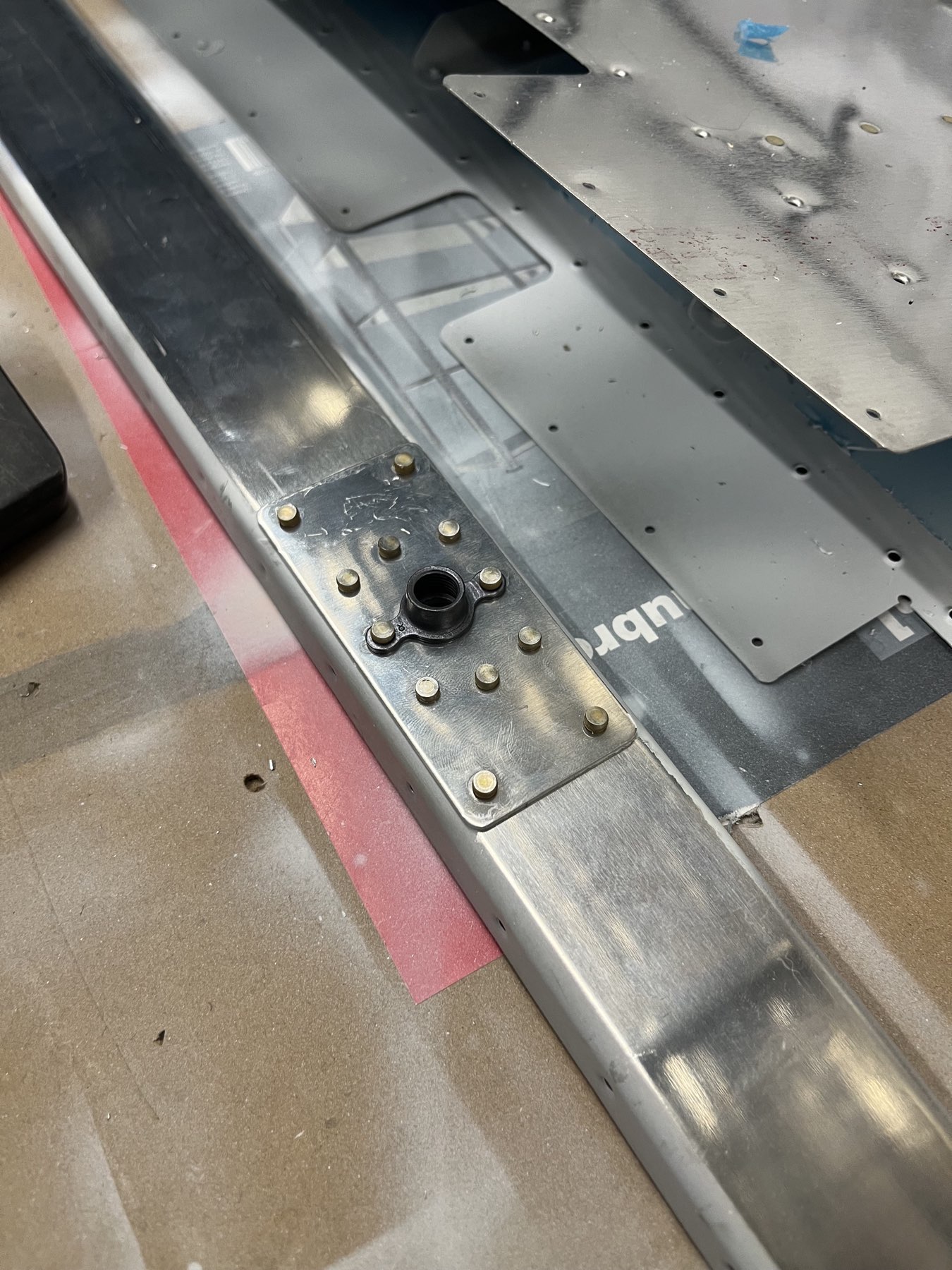 Und hier sind alle drei Nietenlängen vertreten